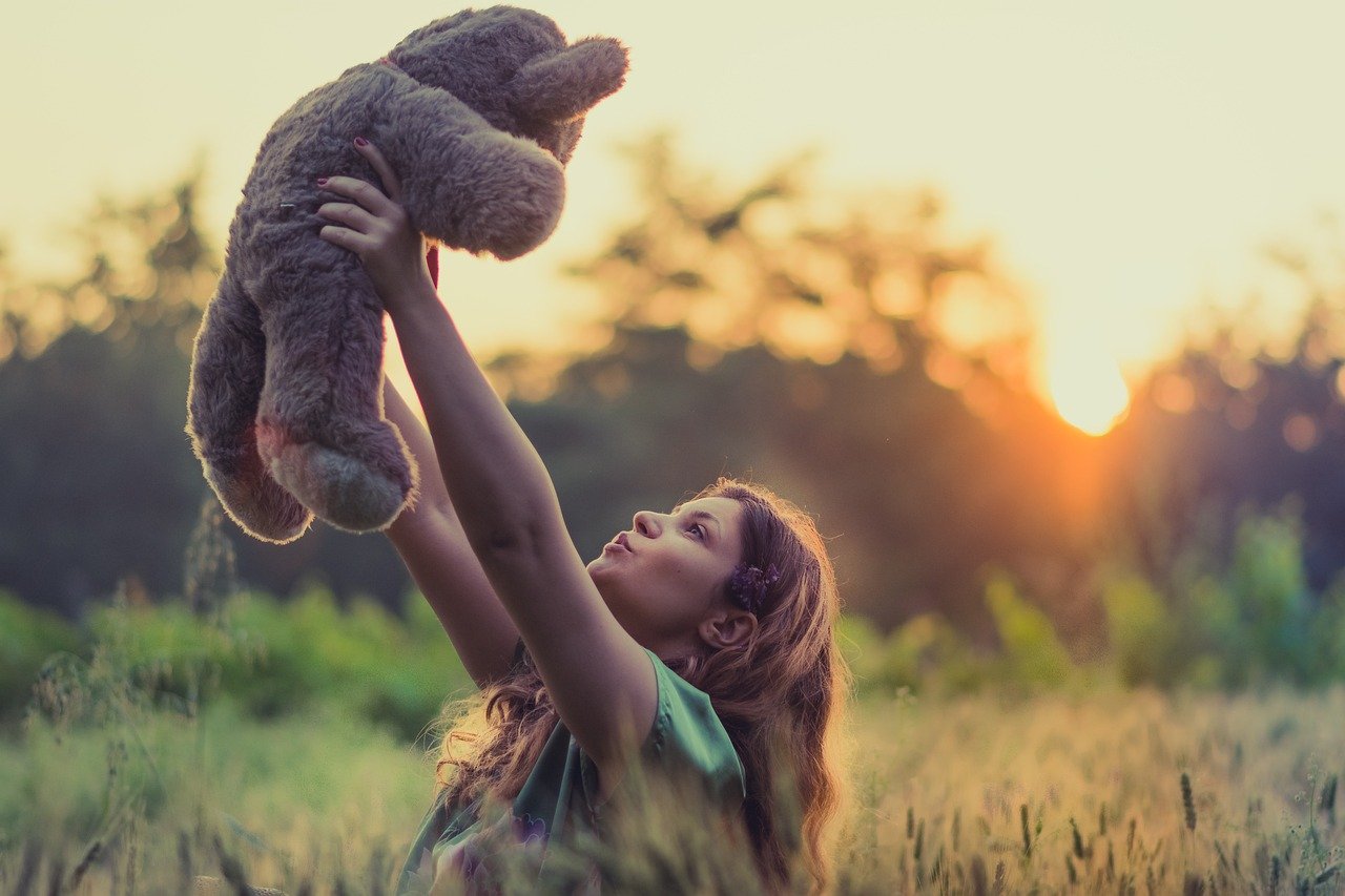 Pourquoi vouloir rester accrocher à ça ? (+ Exercice pratique)