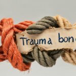 Trauma Bonding : Quand l’Attachement Devient Toxique trauma bond